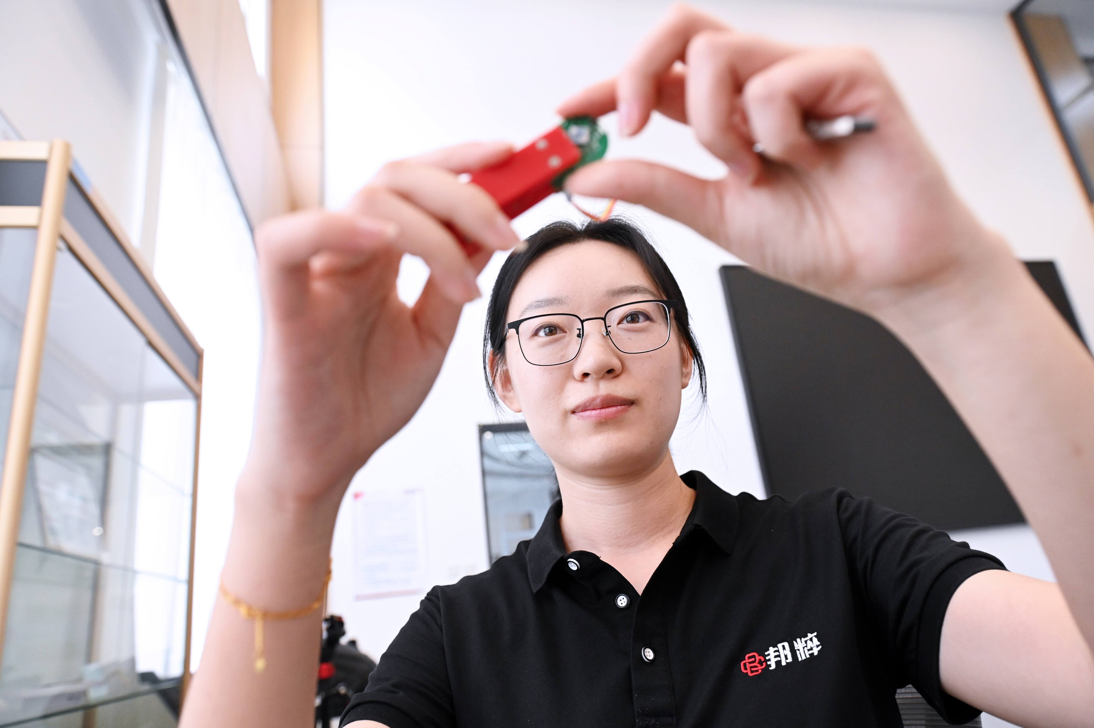 沈陽(yáng)工會(huì)網(wǎng)網(wǎng)絡(luò)科技領(lǐng)域技術(shù)開(kāi)發(fā)